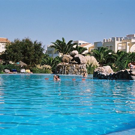 Apartamentos Moguima Roquetas de Mar Exterior photo