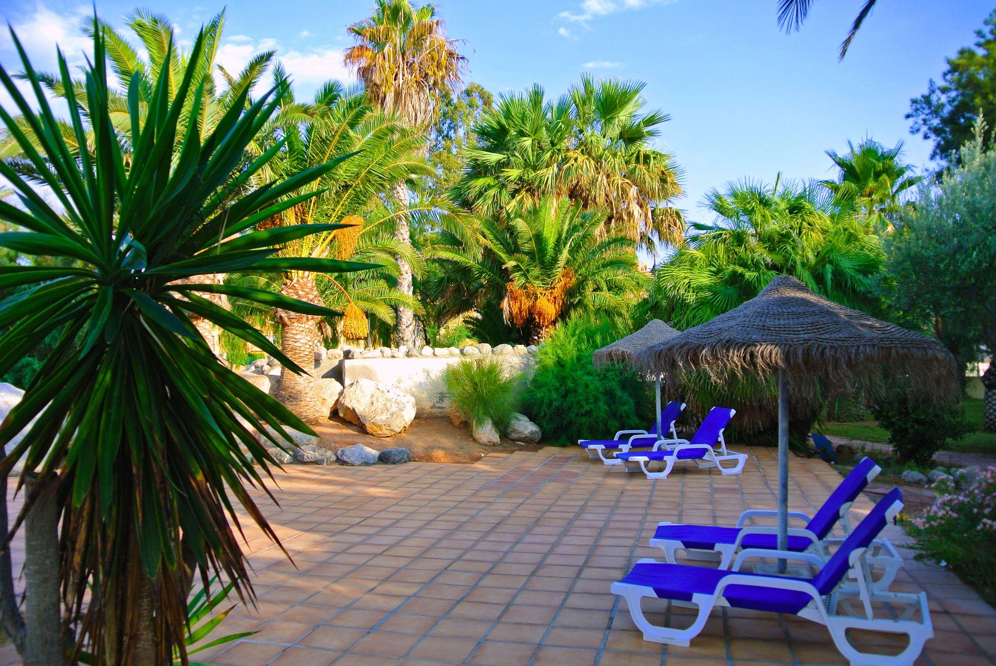 Apartamentos Moguima Roquetas de Mar Exterior photo