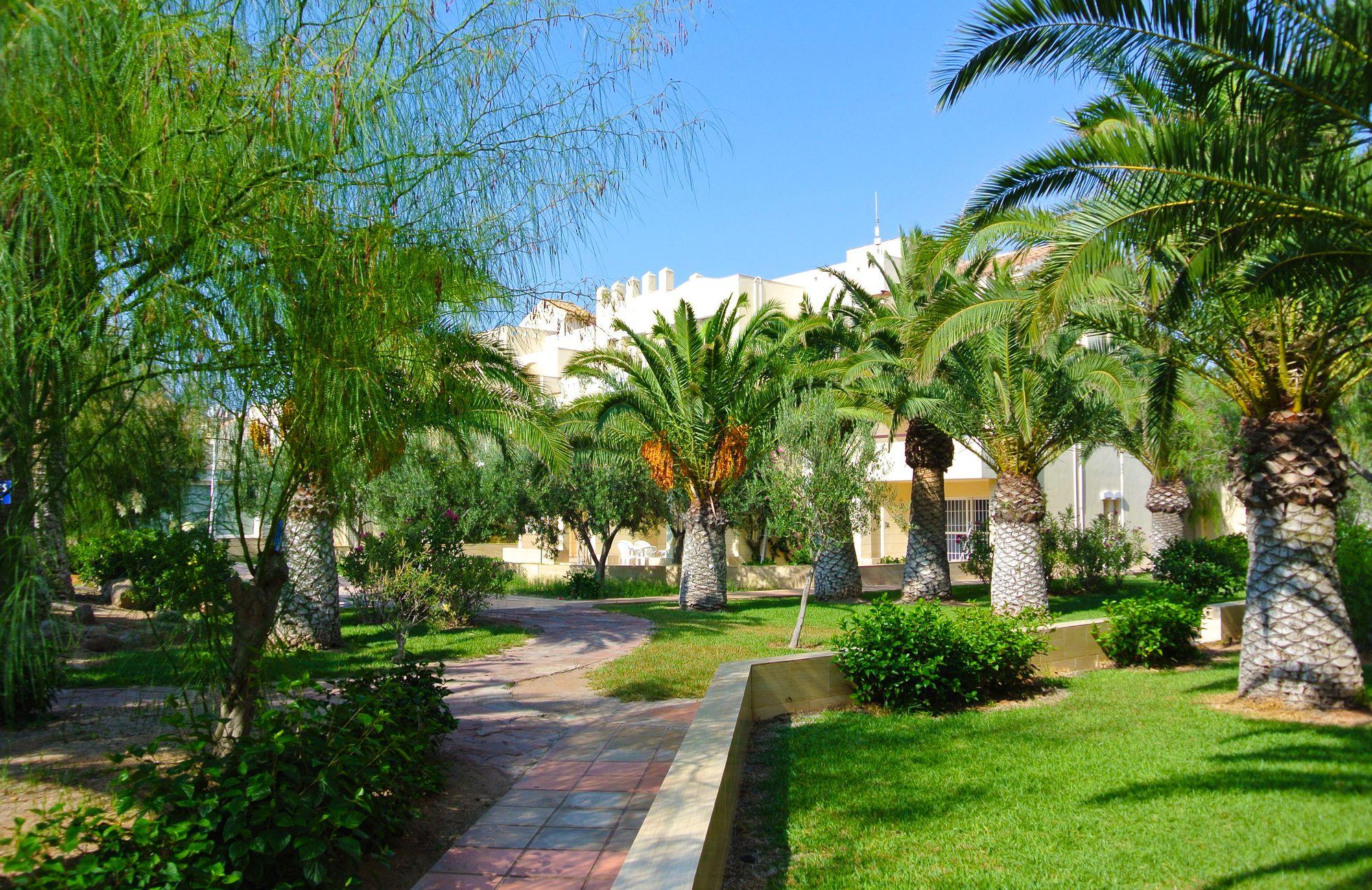 Apartamentos Moguima Roquetas de Mar Exterior photo