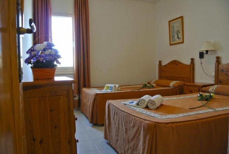 Apartamentos Moguima Roquetas de Mar Exterior photo