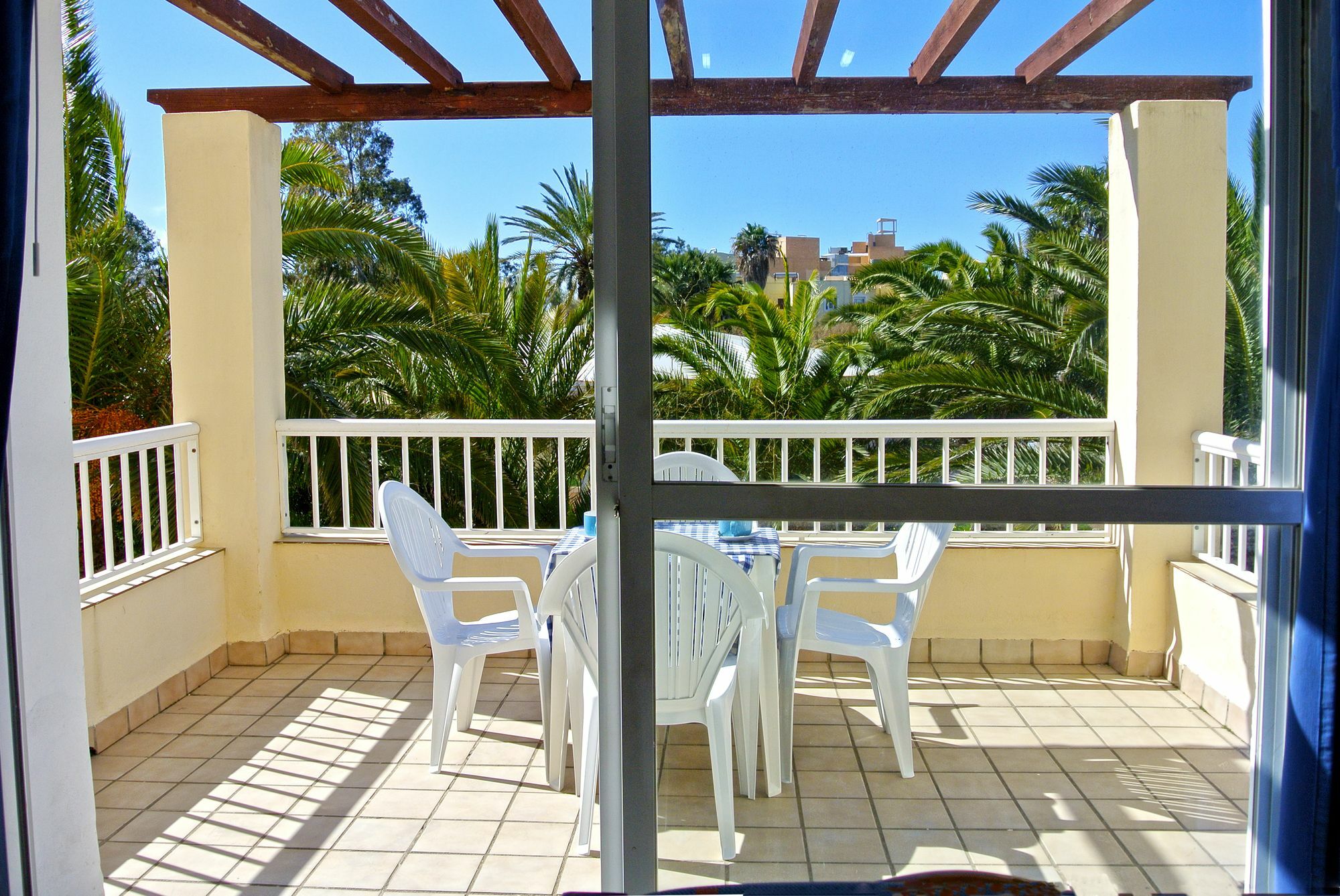 Apartamentos Moguima Roquetas de Mar Exterior photo