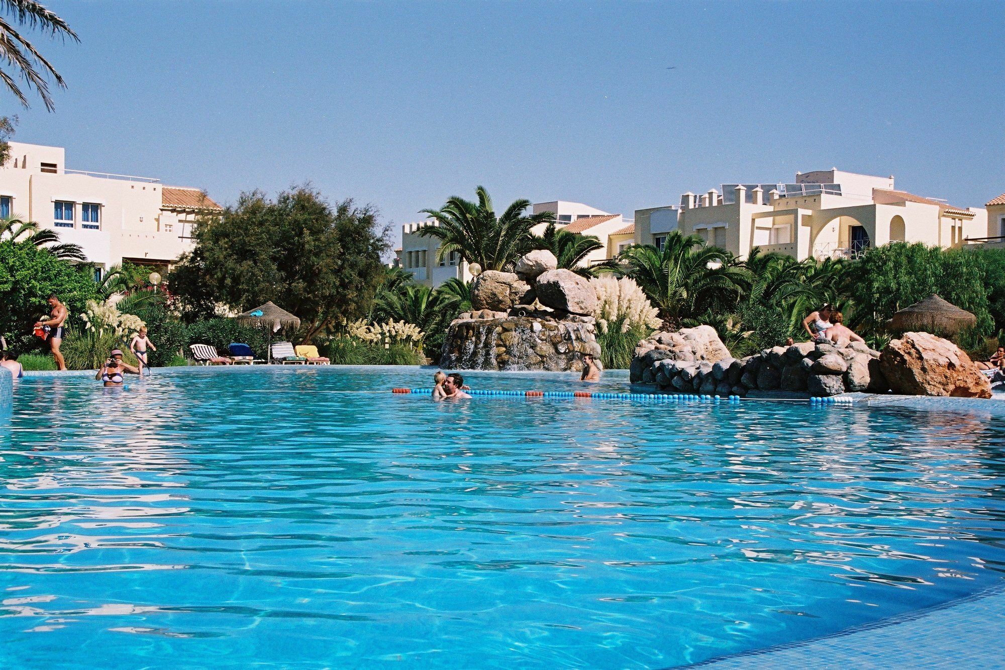 Apartamentos Moguima Roquetas de Mar Exterior photo